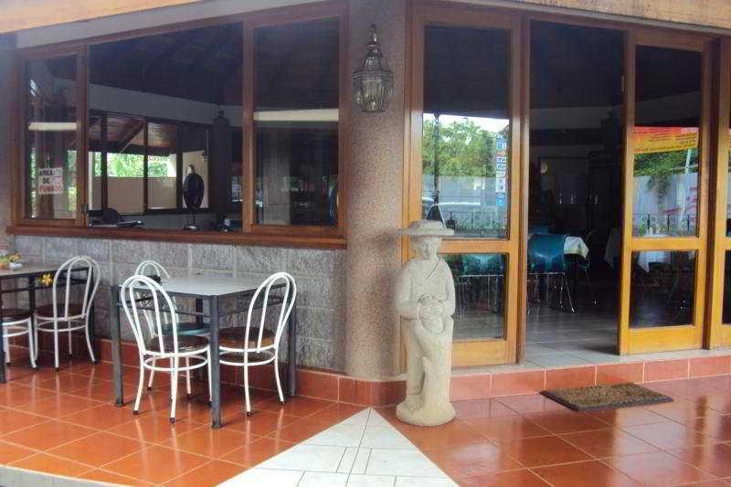 Hotel Villa Acacia Playa Hermosa  Buitenkant foto